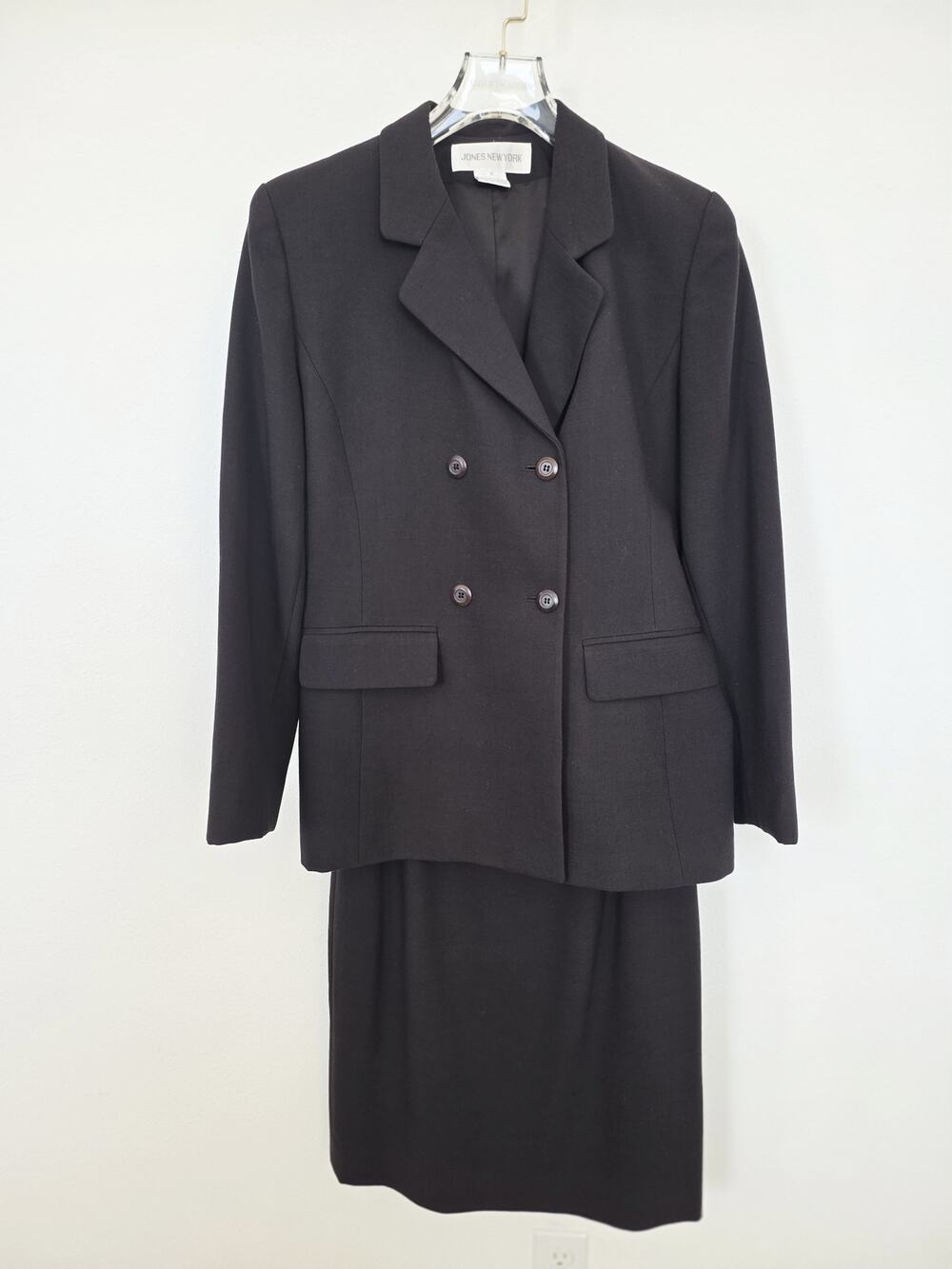 Vintage Jones New York Dark Brown 100% Wool Suit Set – Jkt (Sz 4) & Skirt (Sz 6)